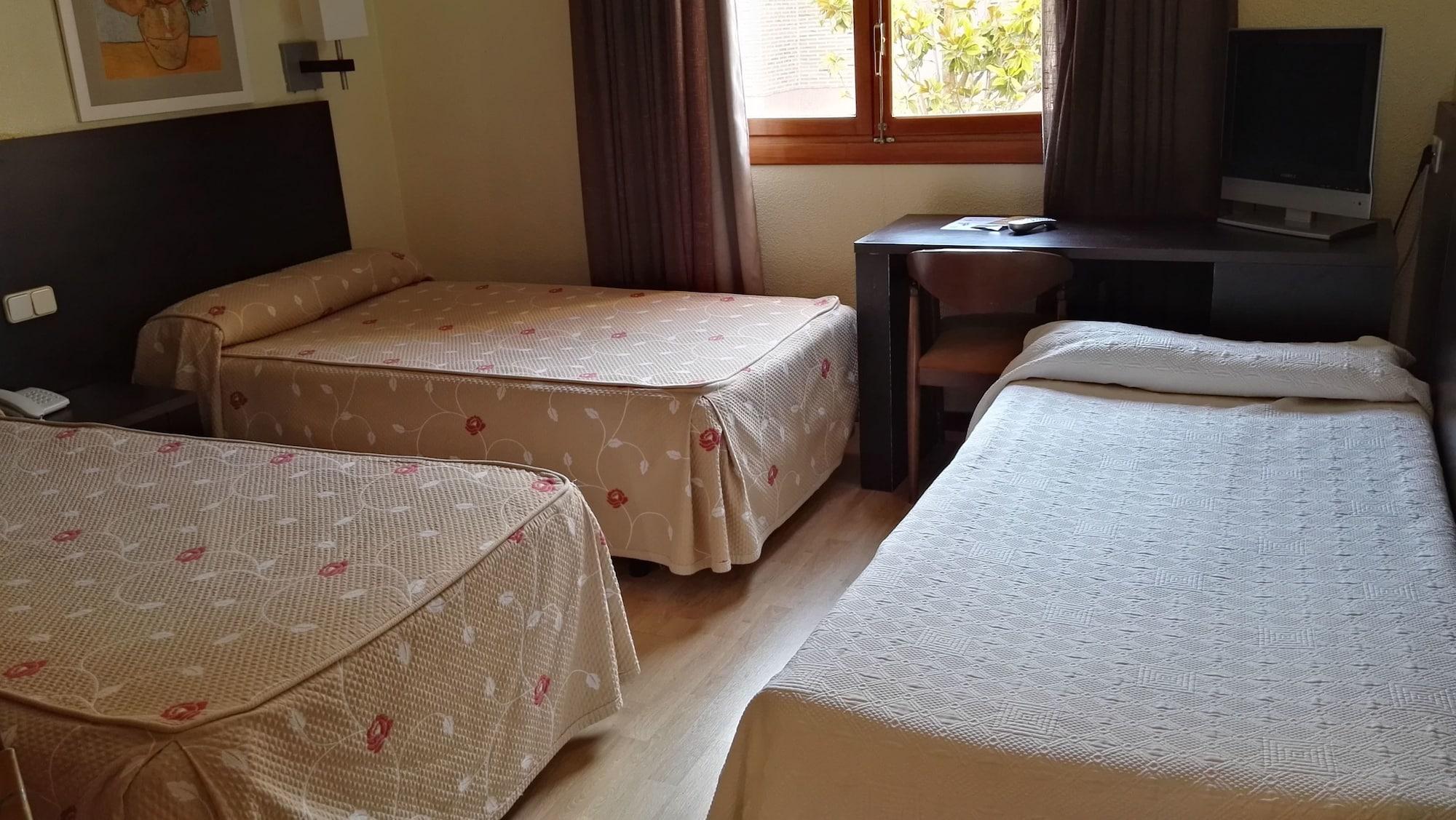 Hotel Tudanca-Aranda II Fuentespina Buitenkant foto