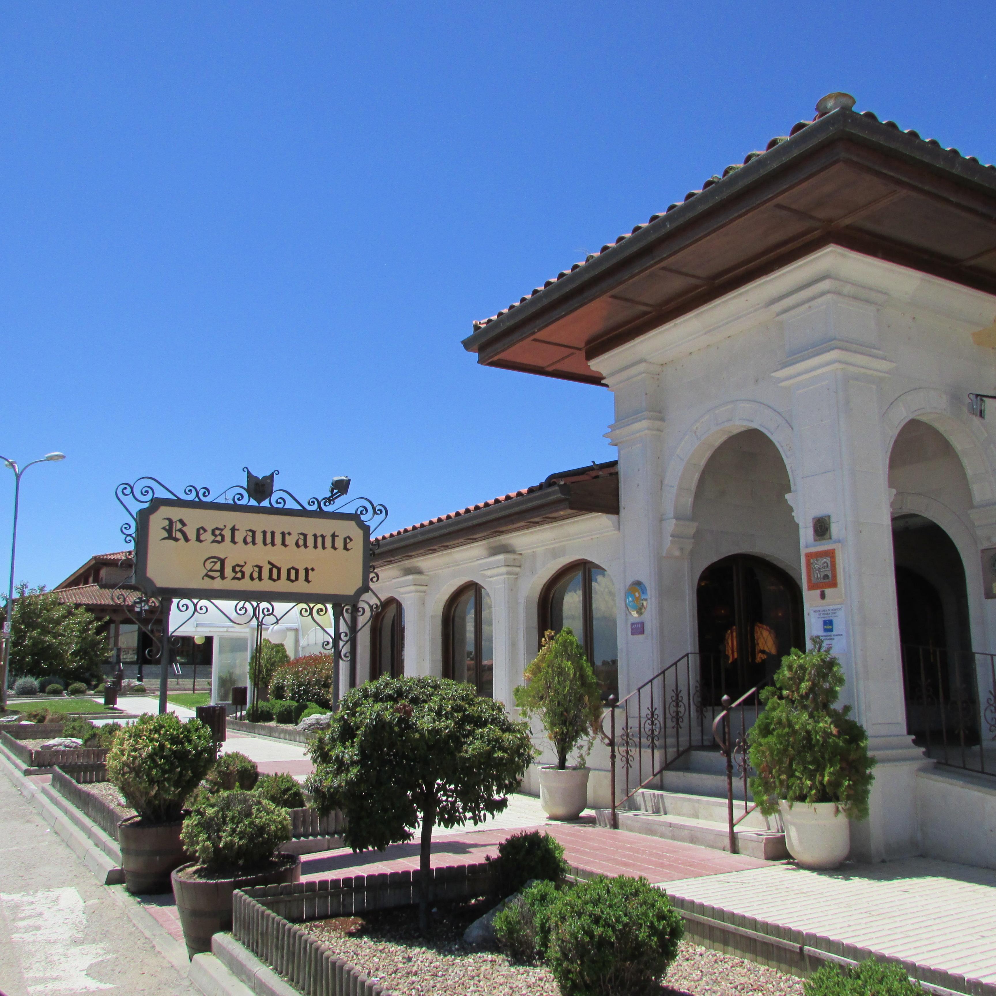 Hotel Tudanca-Aranda II Fuentespina Buitenkant foto